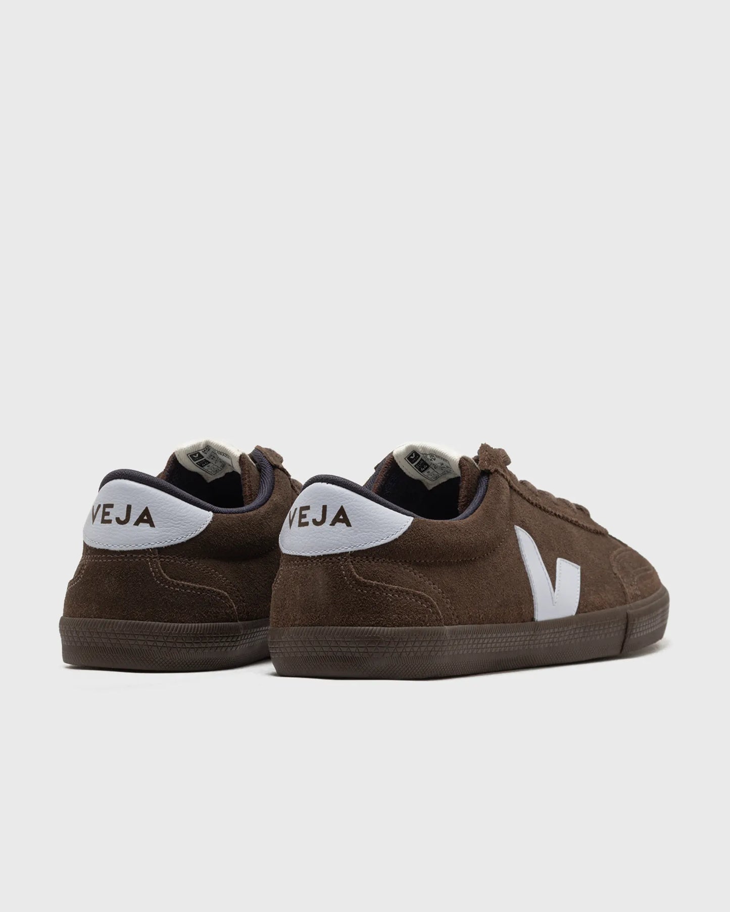 Veja Volley eagle swan