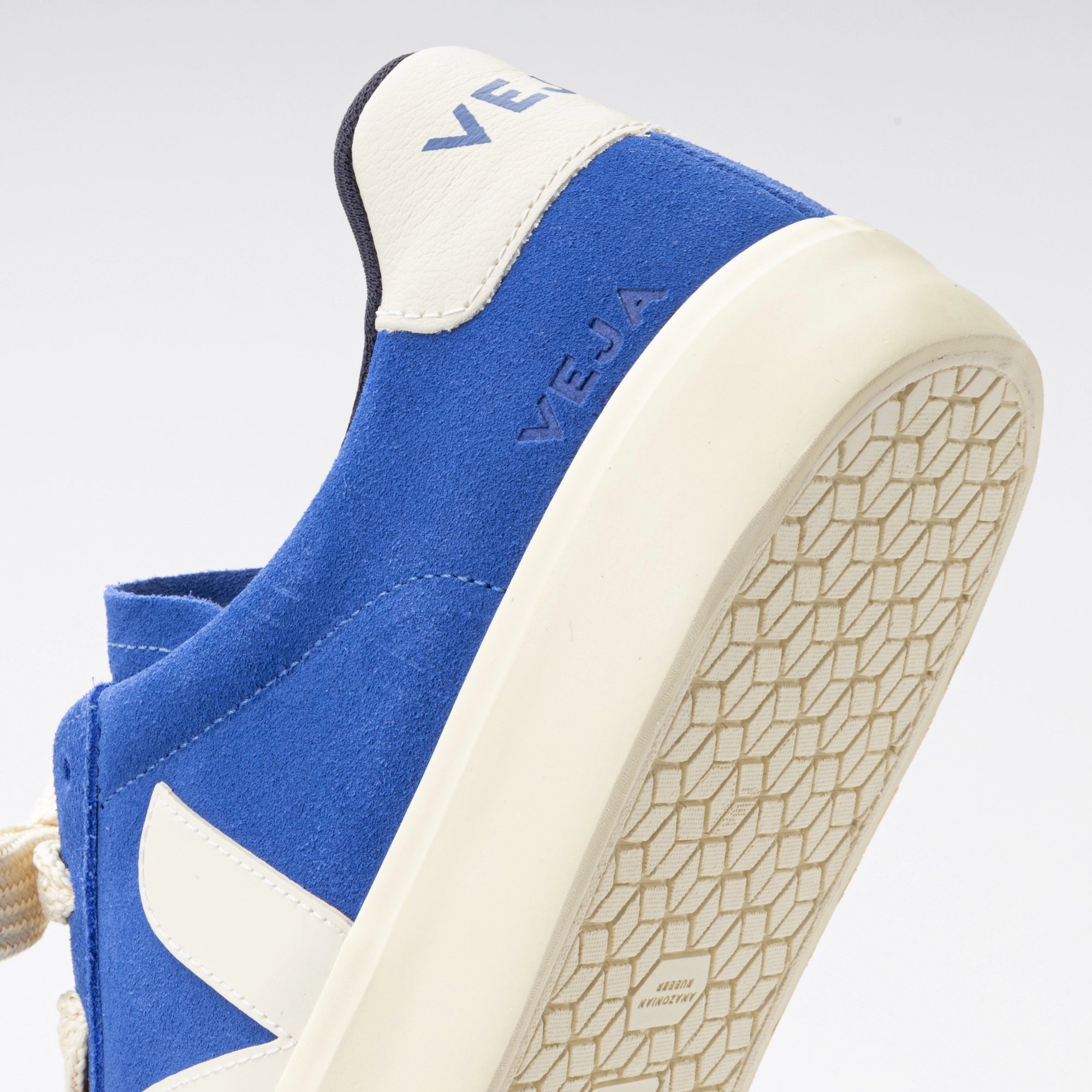 Veja Campo Bold INDIGO