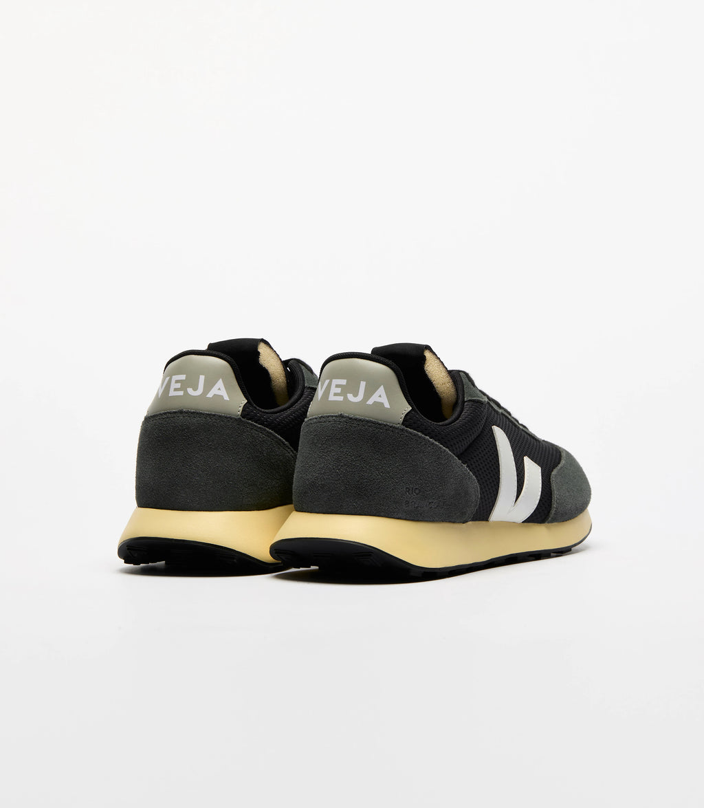Veja Rio Branco Black